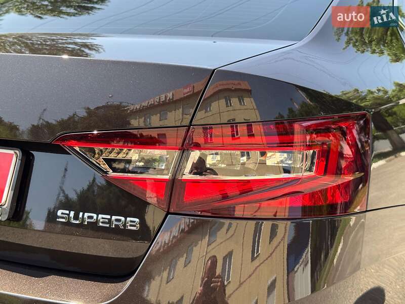Лифтбек Skoda Superb 2016 в Запорожье