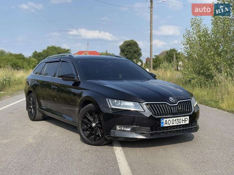Універсал Skoda Superb 2015 в Мукачевому