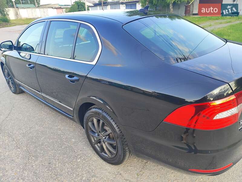 Лифтбек Skoda Superb 2015 в Звягеле фото 6 Лифтбек Skoda Superb 2015 в Звягеле