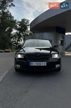 Лифтбек Skoda Superb 2009 в 