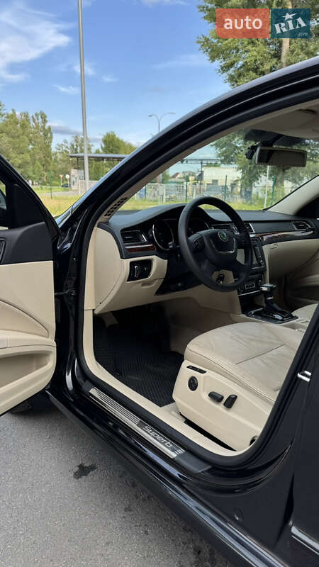 Лифтбек Skoda Superb 2009 в Кременчуге