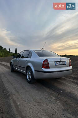 Лифтбек Skoda Superb 2006 в 