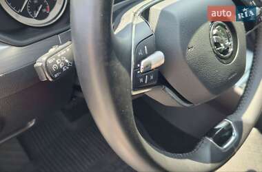 Лифтбек Skoda Superb 2020 в 