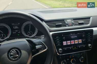 Лифтбек Skoda Superb 2020 в 