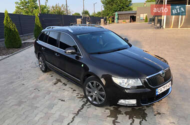 Универсал Skoda Superb 2012 в Умани