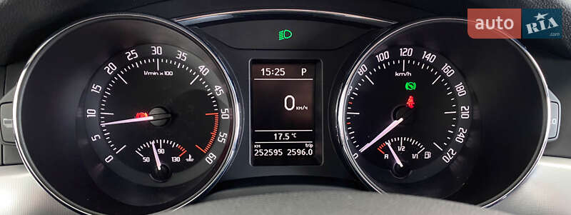 Универсал Skoda Superb 2013 в Львове