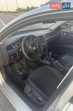 Универсал Skoda Superb 2010 в 