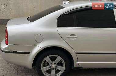 Ліфтбек Skoda Superb 2003 в 