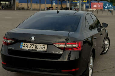 Лифтбек Skoda Superb 2018 в 