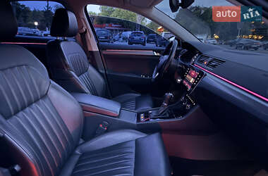 Лифтбек Skoda Superb 2018 в 