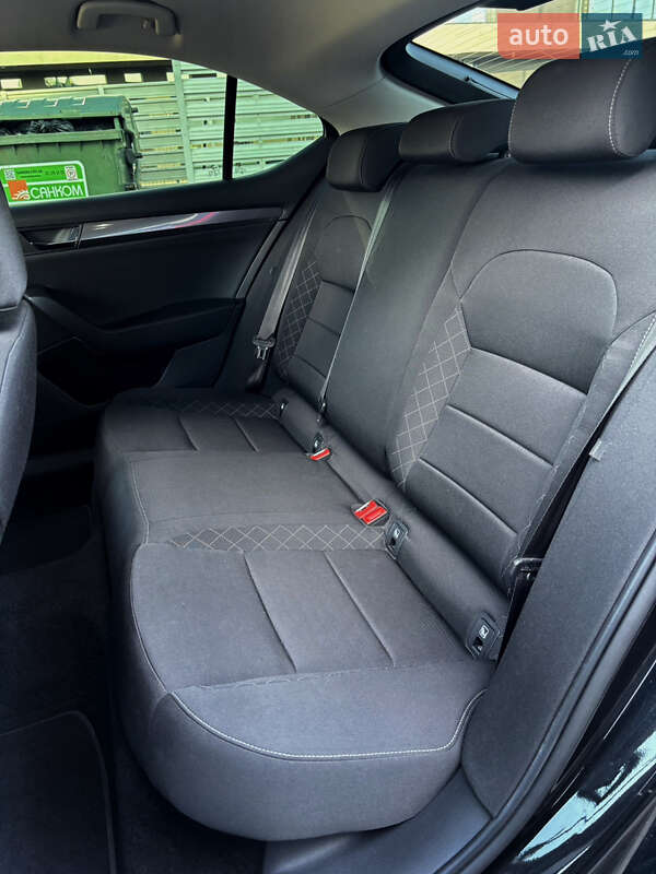 Лифтбек Skoda Superb 2016 в Львове фото 6 Лифтбек Skoda Superb 2016 в Львове