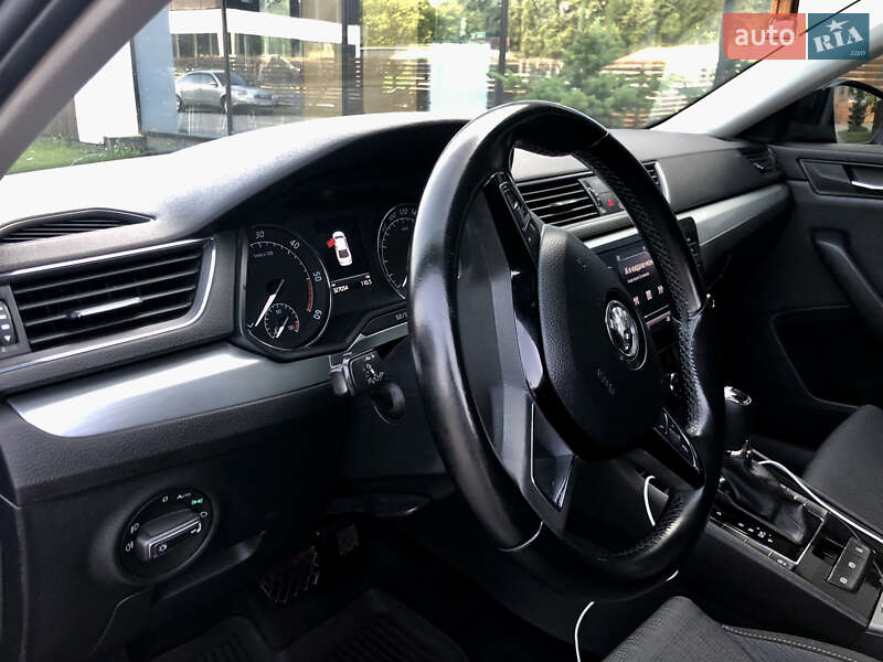 Лифтбек Skoda Superb 2017 в Тячеве