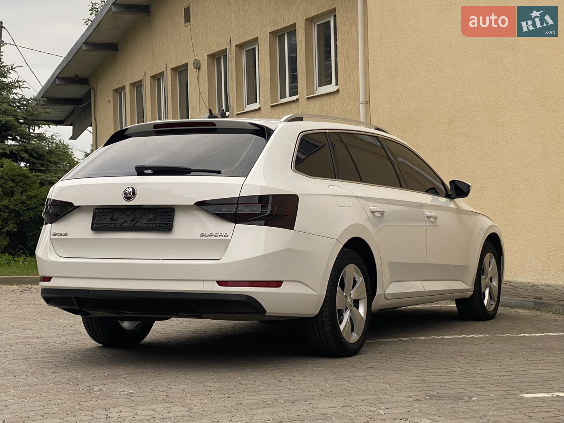 2017 Skoda Superb - мініатюра 26