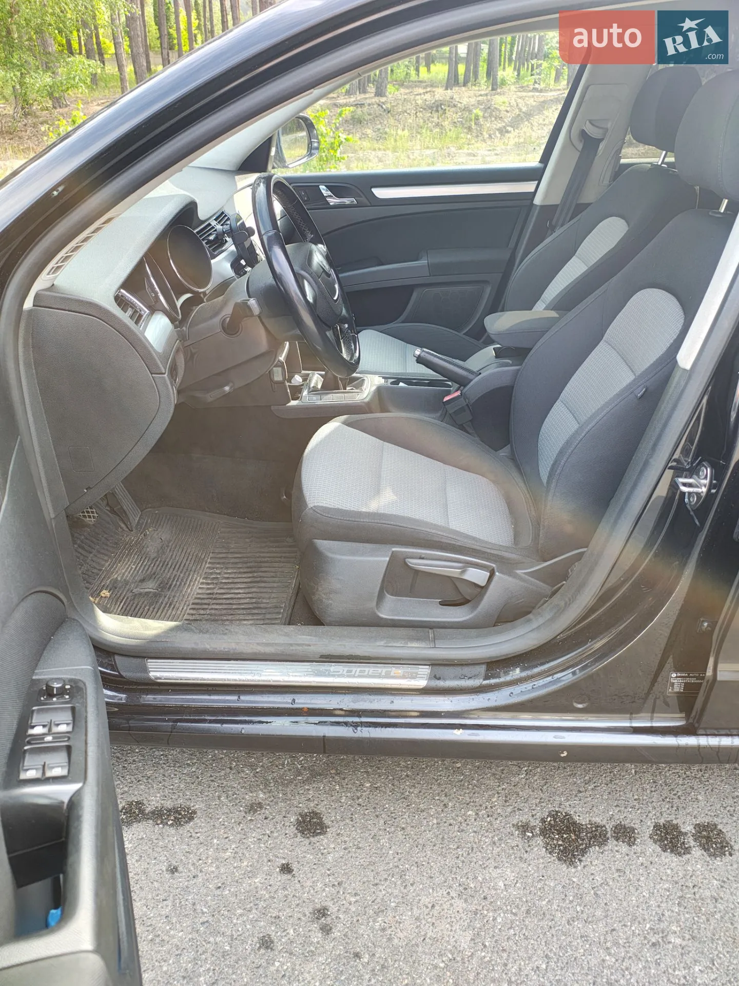 2011 Skoda Superb - мініатюра 2