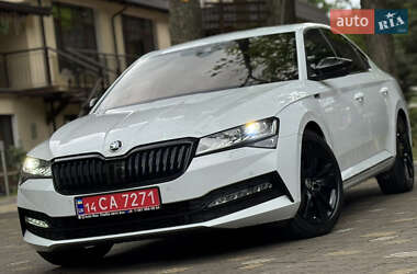 Лифтбек Skoda Superb 2021 в 