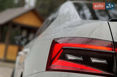 Лифтбек Skoda Superb 2021 в 