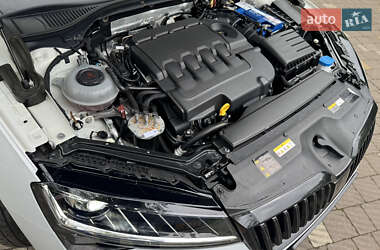 Лифтбек Skoda Superb 2021 в 