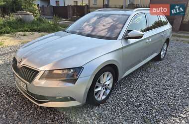 Універсал Skoda Superb 2017 в Львові