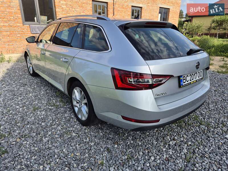 Универсал Skoda Superb 2017 в Львове