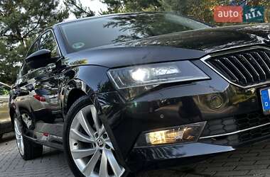 Ліфтбек Skoda Superb 2016 в 