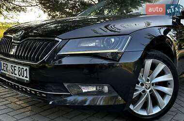 Ліфтбек Skoda Superb 2016 в 