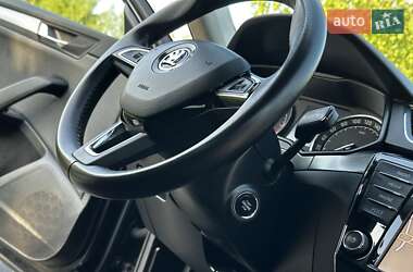 Ліфтбек Skoda Superb 2016 в 