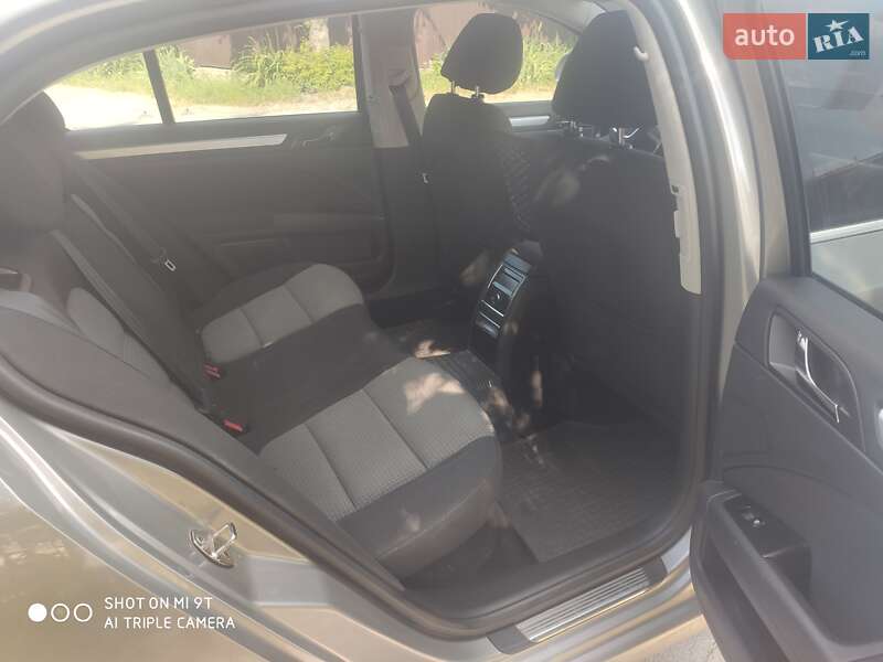 Лифтбек Skoda Superb 2012 в Виннице