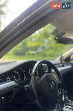 Универсал Skoda Superb 2015 в 