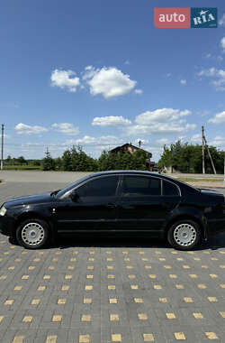 Лифтбек Skoda Superb 2004 в 