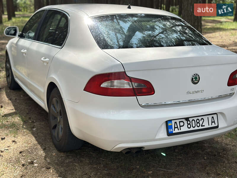 Лифтбек Skoda Superb 2011 в Сумах