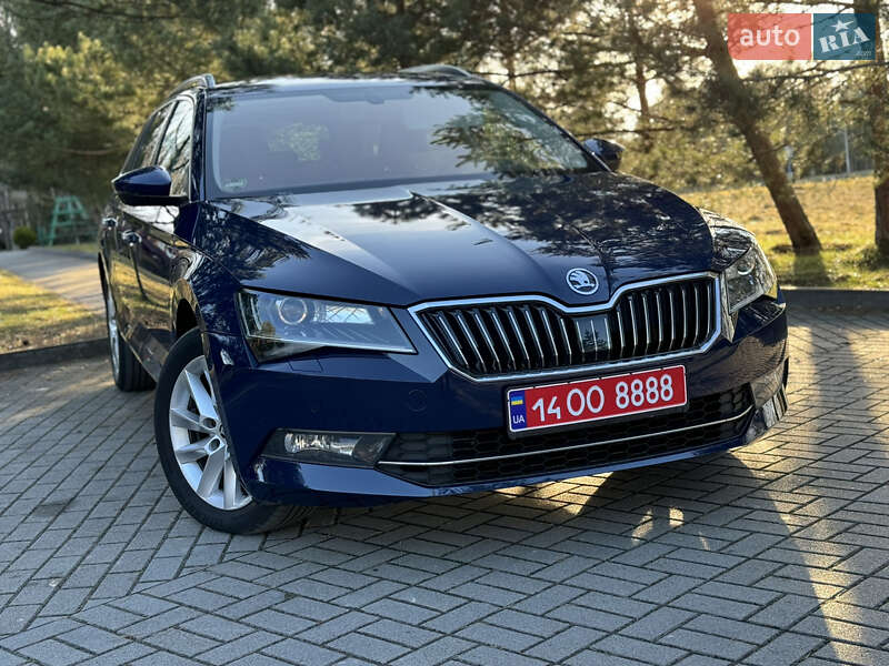 Универсал Skoda Superb 2018 в Дрогобыче