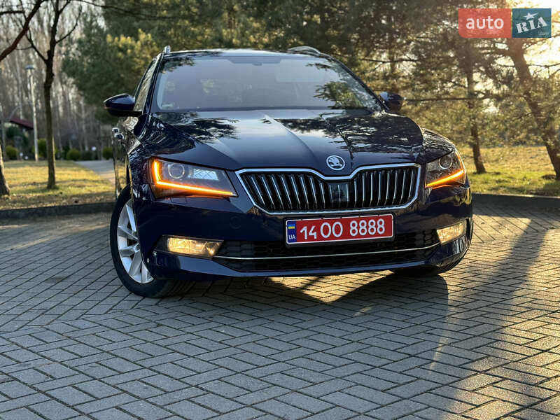 Универсал Skoda Superb 2018 в Дрогобыче
