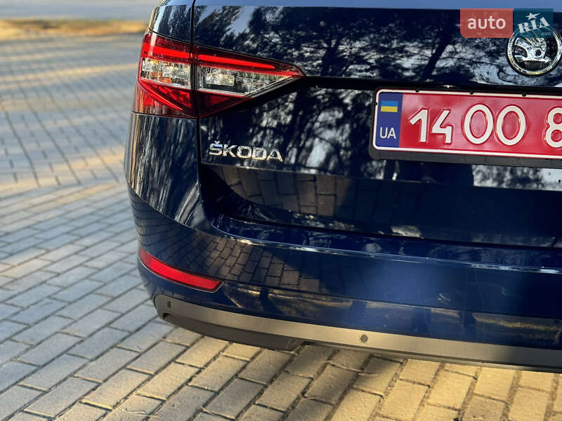 Универсал Skoda Superb 2018 в Дрогобыче
