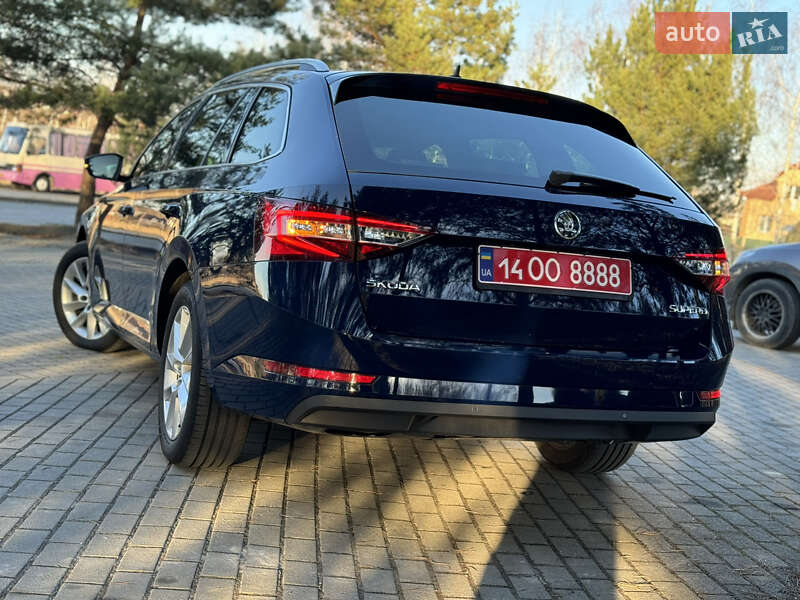 Универсал Skoda Superb 2018 в Дрогобыче