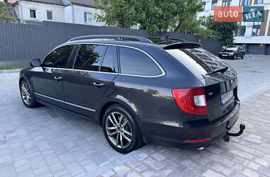 Универсал Skoda Superb 2013 в 