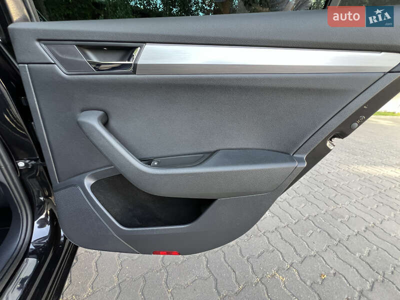 Универсал Skoda Superb 2018 в Луцке