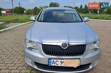 Универсал Skoda Superb 2013 в Нововолынске