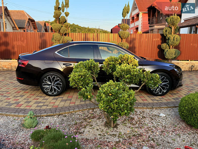 Лифтбек Skoda Superb 2019 в Мукачево