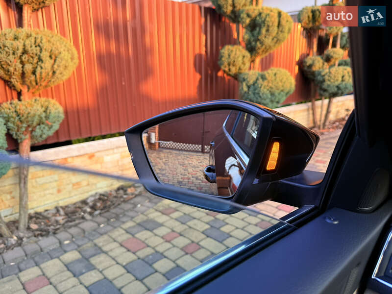 Лифтбек Skoda Superb 2019 в Мукачево