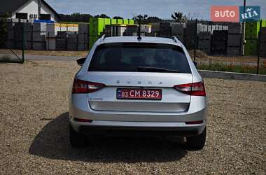 Універсал Skoda Superb 2020 в 