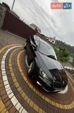 Универсал Skoda Superb 2019 в 