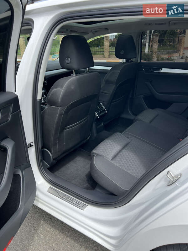 Универсал Skoda Superb 2019 в Киеве