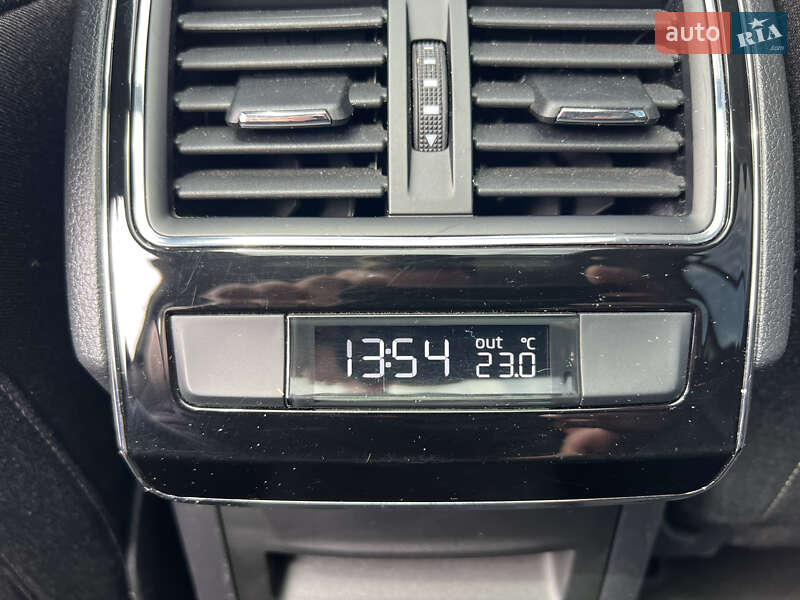 Универсал Skoda Superb 2019 в Киеве