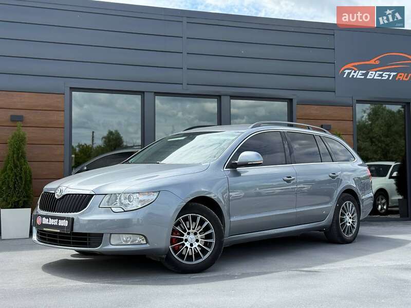 Универсал Skoda Superb 2011 в Ровно