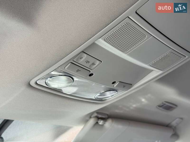 Универсал Skoda Superb 2011 в Ровно