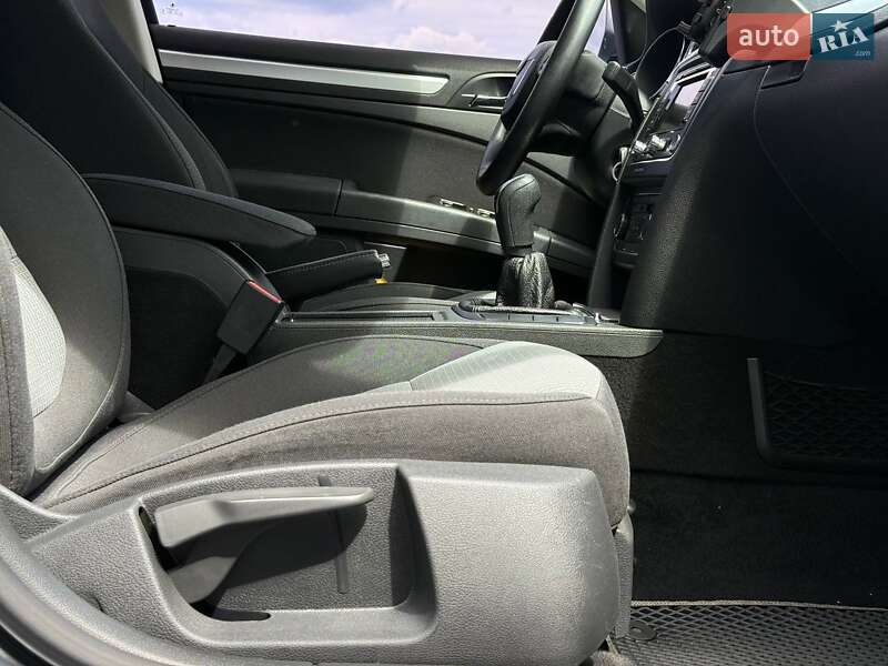 Универсал Skoda Superb 2011 в Ровно