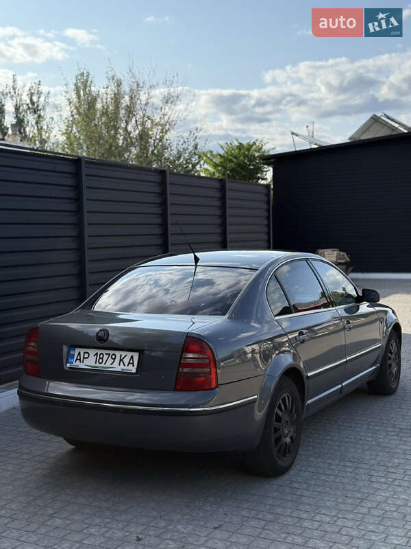 Лифтбек Skoda Superb 2006 в Запорожье