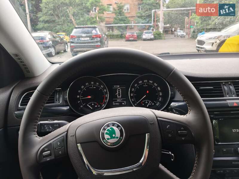 Универсал Skoda Superb 2012 в Николаеве фото 41 Универсал Skoda Superb 2012 в Николаеве