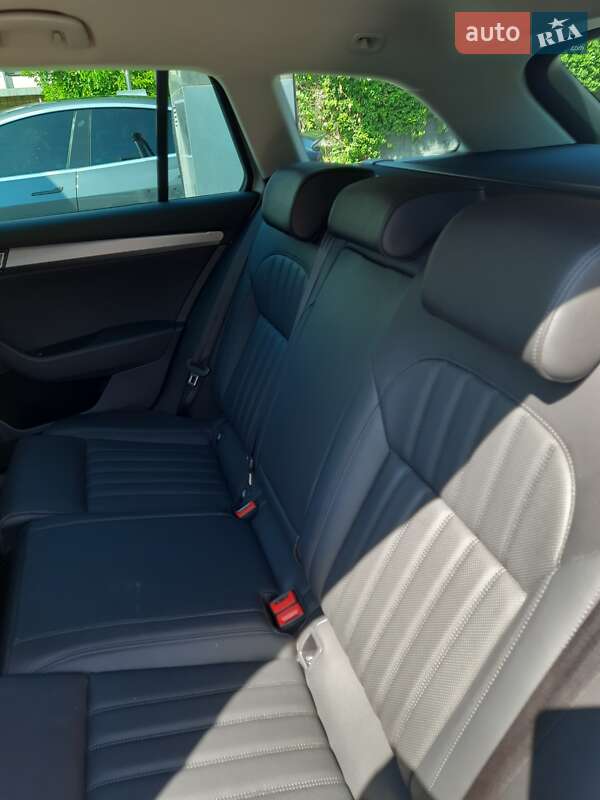 Универсал Skoda Superb 2019 в Ужгороде
