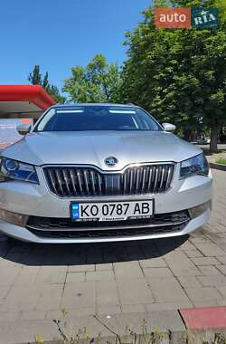 Универсал Skoda Superb 2019 в 